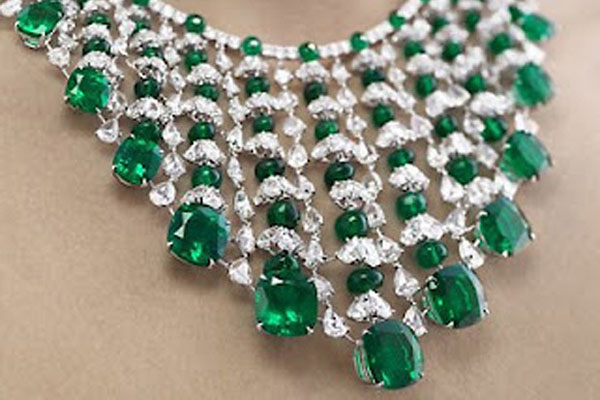5 mẫu dây chuyền kim cương đắt giá nhất thế giới