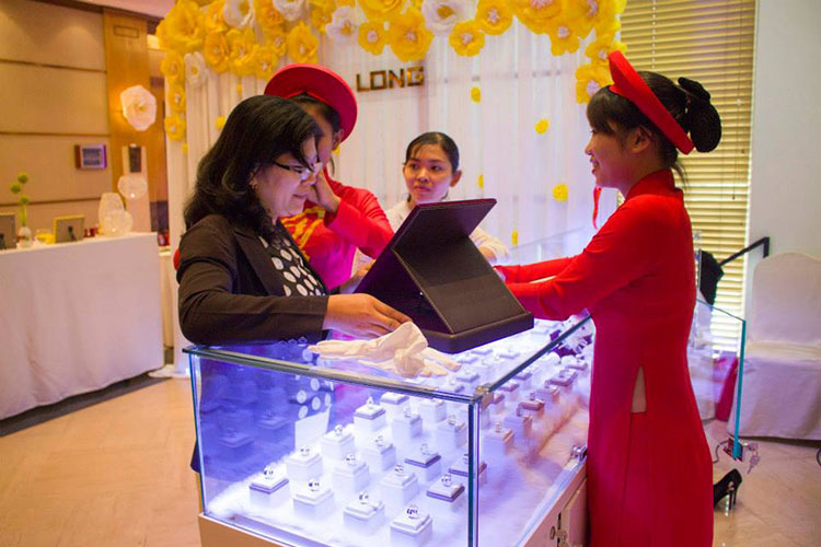 Review: Đêm tiệc huyền ảo sang trọng - New World Sài Gòn Hotel 2014